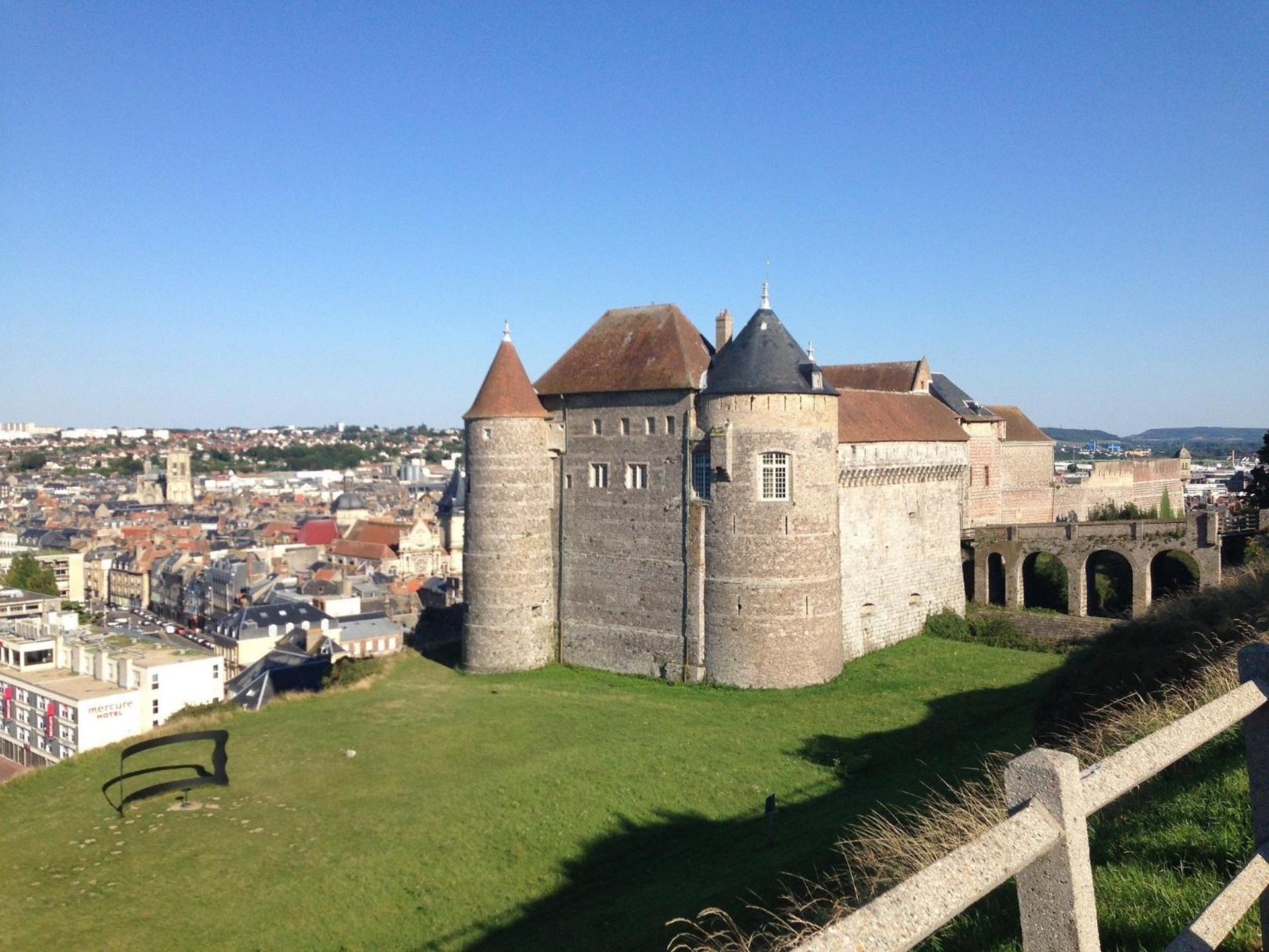 Le Voilier Ensoleille - Proximite Plage & Gare - Confort & Tranquillit Dieppe Exterior photo